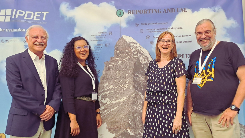 Course instructors, from the left, Prof. Dr. Reinhard Stockmann, Dr. Candice Morkel, Dr. Stefanie Krapp, and Prof. Dr. Wolfgang Meyer. 